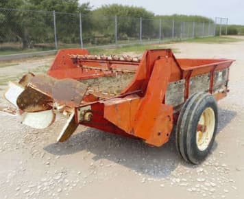 Main image International Harvester 101