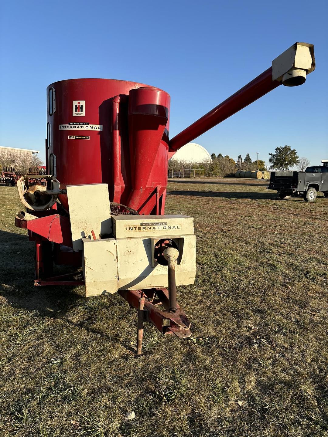 Image of International Harvester 1050 Primary image