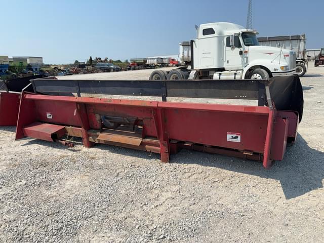 Image of International Harvester 1063 equipment image 3
