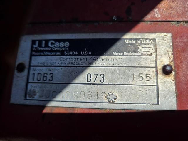 Image of International Harvester 1063 equipment image 2