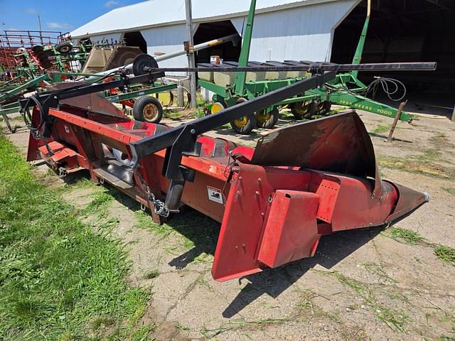 Image of International Harvester 1063 equipment image 1