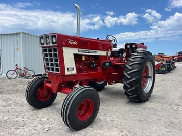 Main image International Harvester 1066