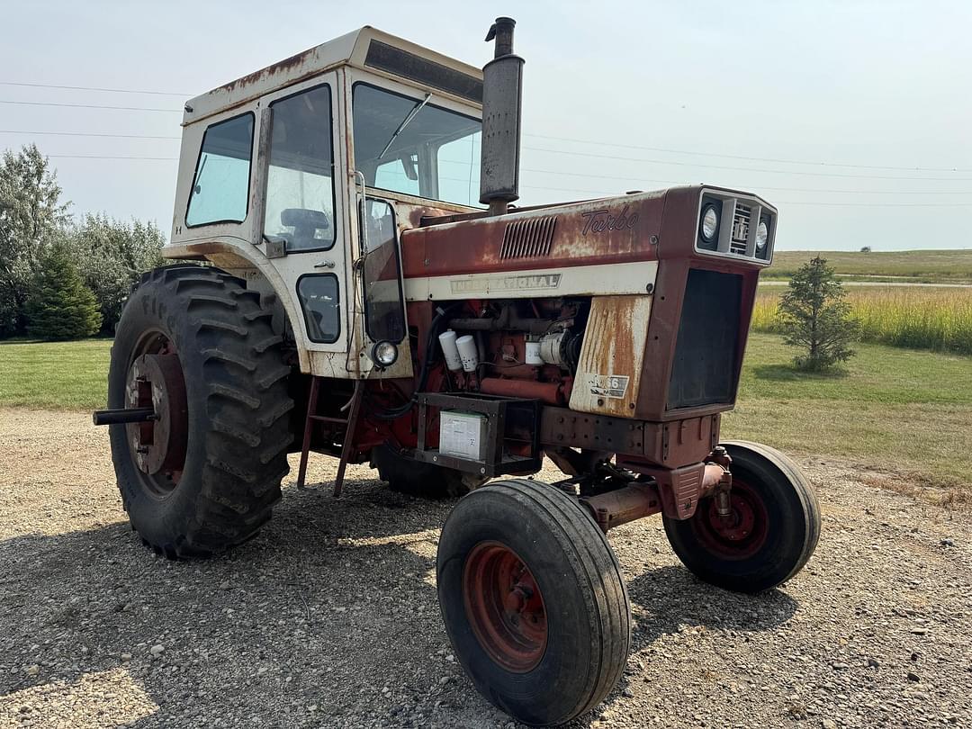 Image of International Harvester 1066 Primary image