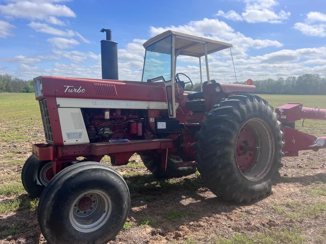 Image of International Harvester 1066 Primary image