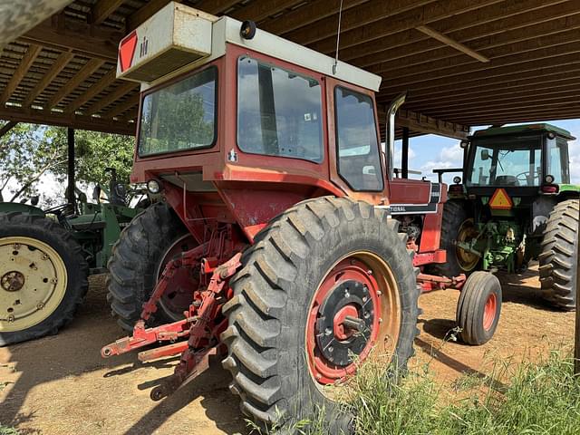 Image of International Harvester 1066 equipment image 3
