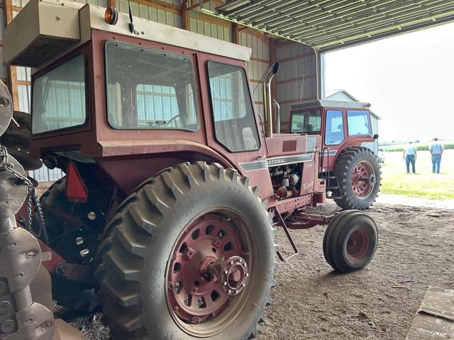 Image of International Harvester 1066 equipment image 4