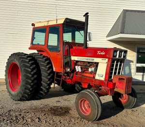 International Harvester 1066 Image
