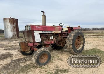 Main image International Harvester 1066