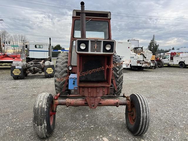 Image of International Harvester 1066 equipment image 1