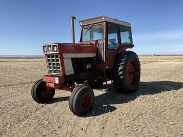 Main image International Harvester 1066