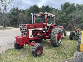 Main image International Harvester 1066