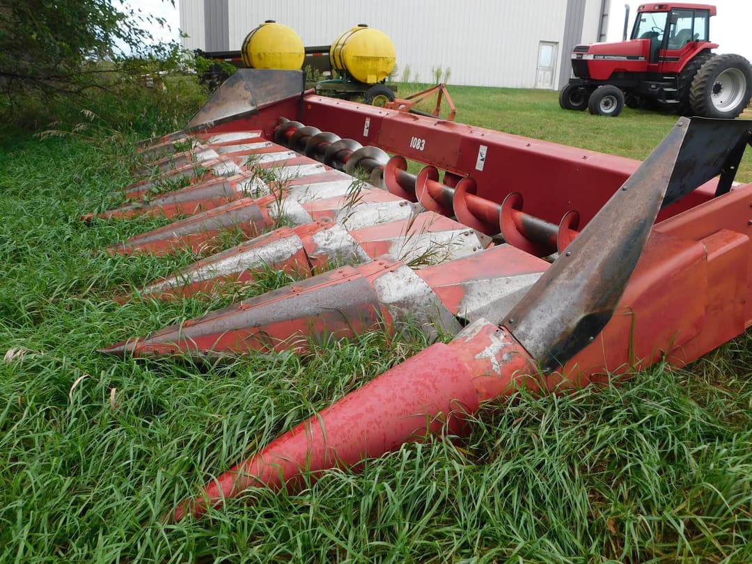 Image of International Harvester 1083 Image 1