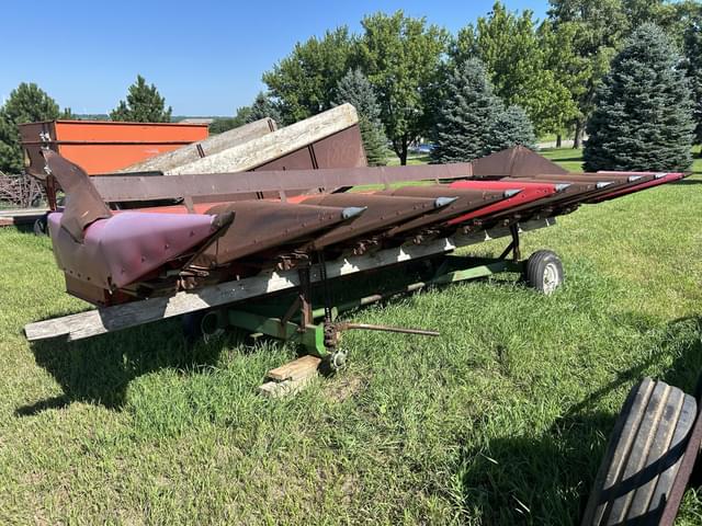 Image of International Harvester 1083 equipment image 2