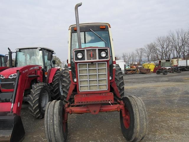 Image of International Harvester 1086 equipment image 2