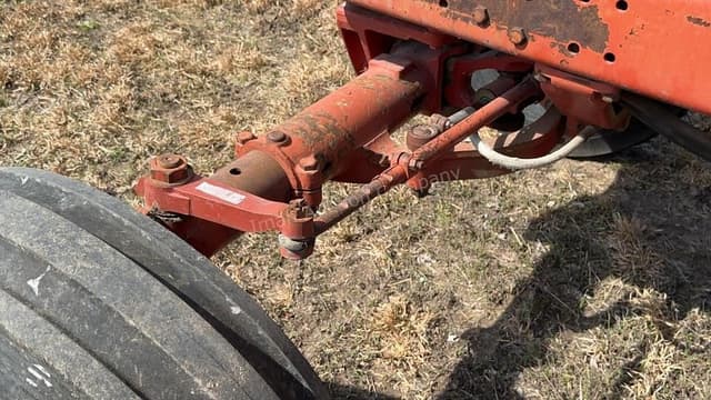 Image of International Harvester 1086 equipment image 3