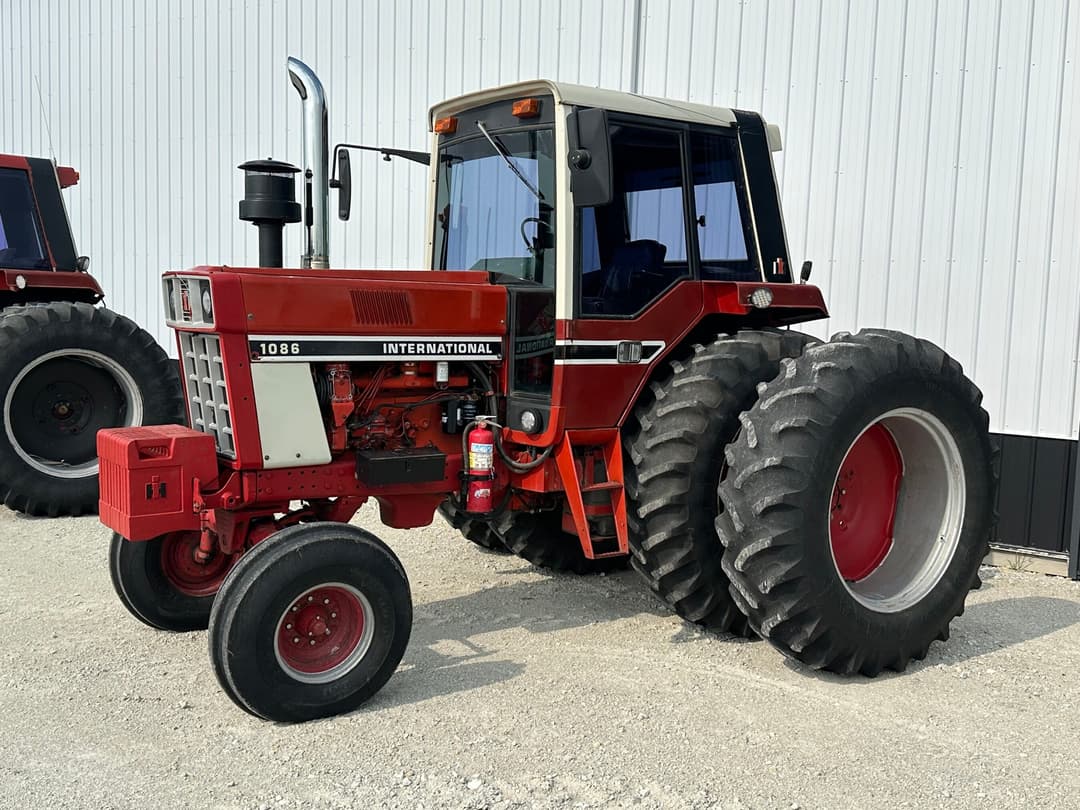 Image of International Harvester 1086 Primary image