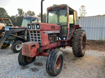 Main image International Harvester 1086