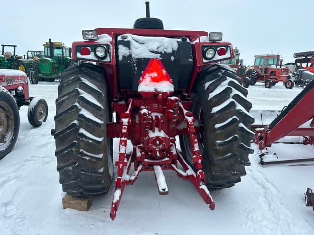 Image of International Harvester 1086 equipment image 4