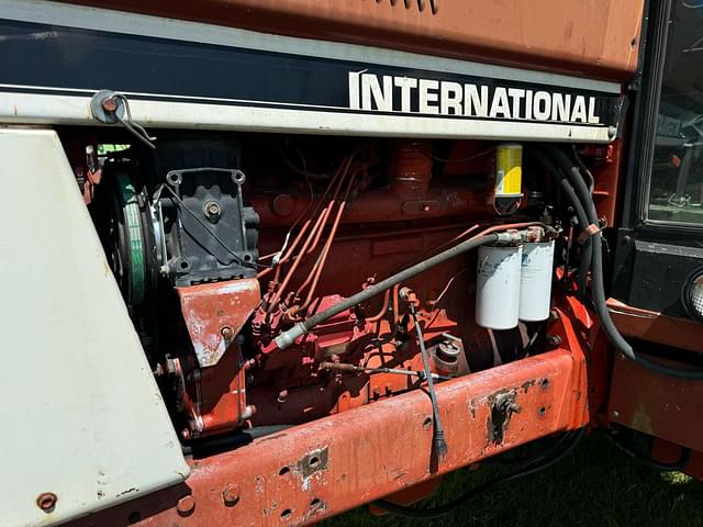 Image of International Harvester 1086 equipment image 3