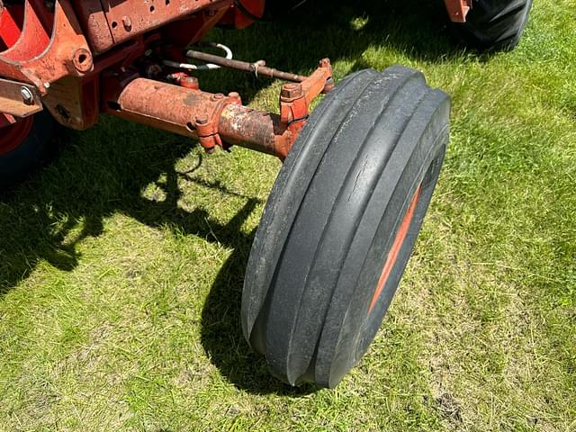 Image of International Harvester 1086 equipment image 4