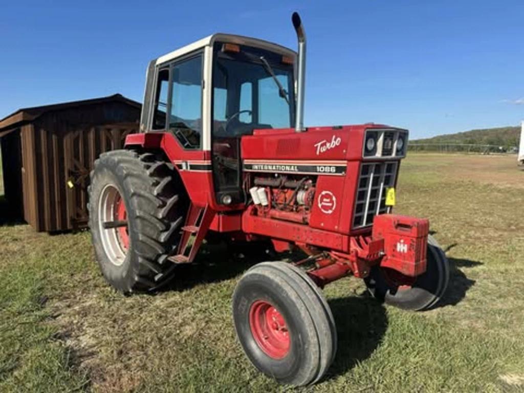 Image of International Harvester 1086 Primary image