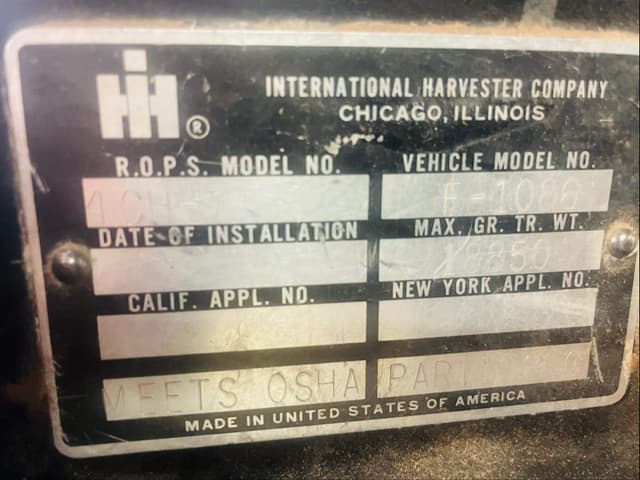 Image of International Harvester 1086 equipment image 2
