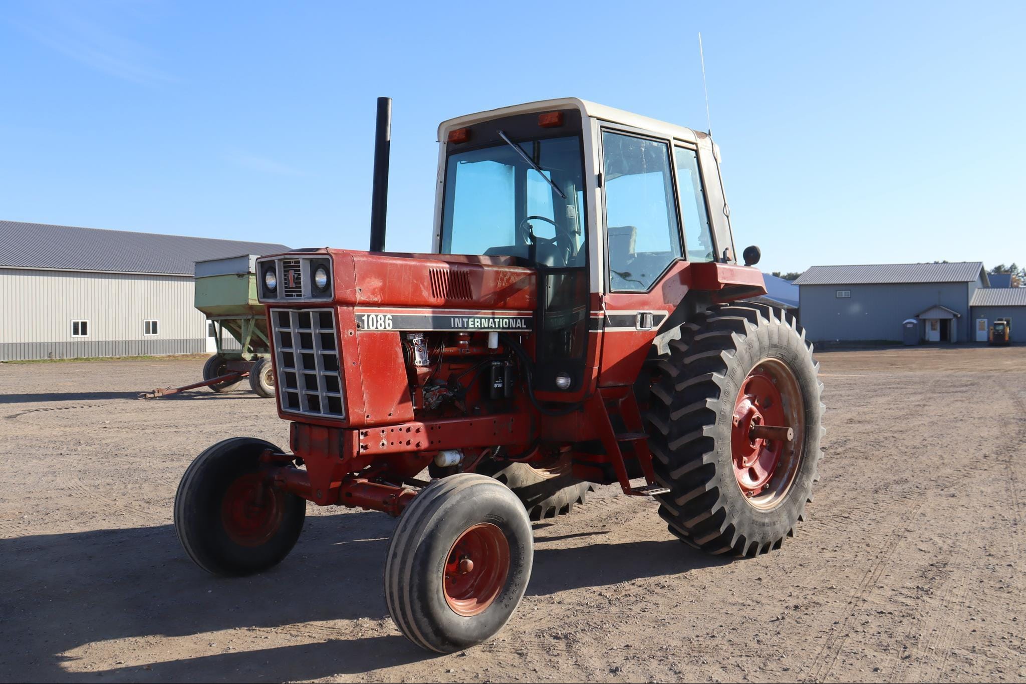 Main image International Harvester 1086