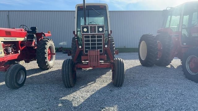 Image of International Harvester 1086 equipment image 1