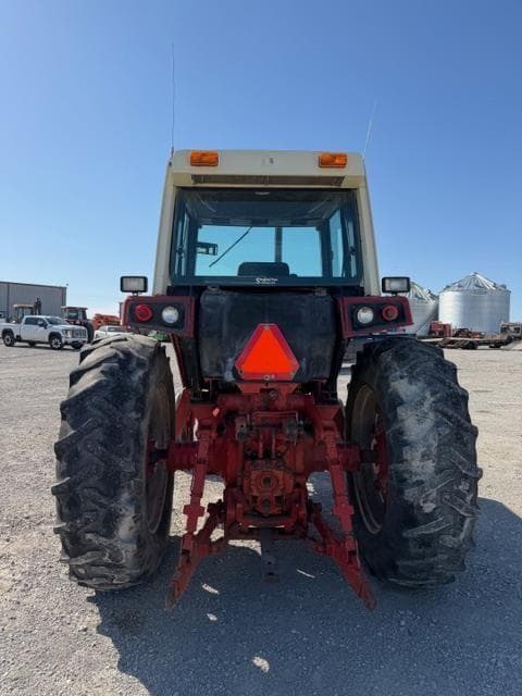 Image of International Harvester 1086 equipment image 3