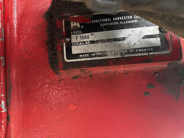 Image of International Harvester 1086 equipment image 3