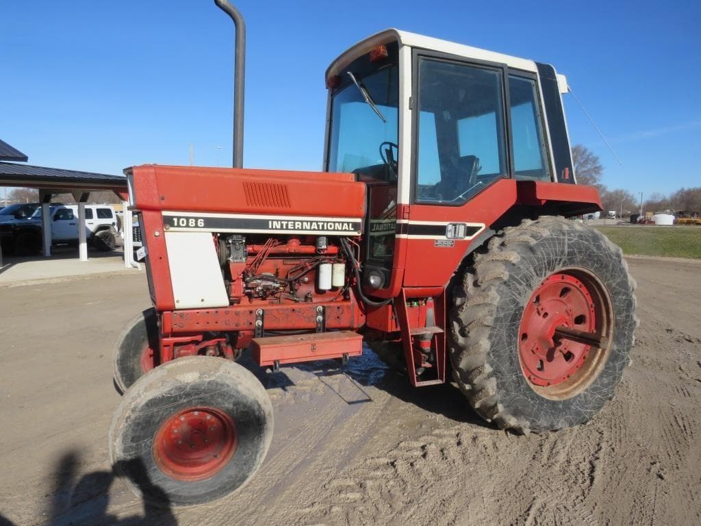 Image of International Harvester 1086 Primary image