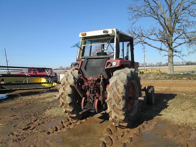 Image of International Harvester 1086 equipment image 2