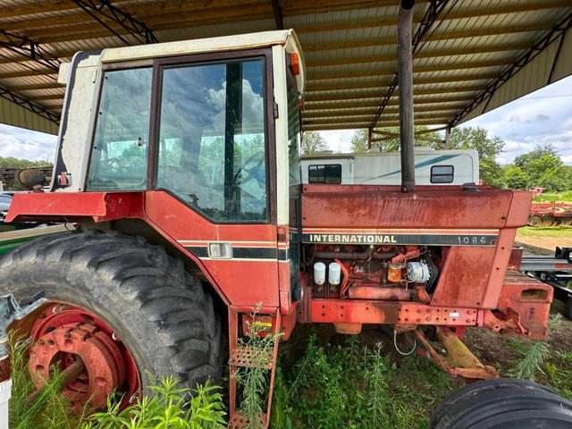 Image of International Harvester 1086 equipment image 3