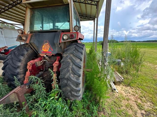 Image of International Harvester 1086 equipment image 4