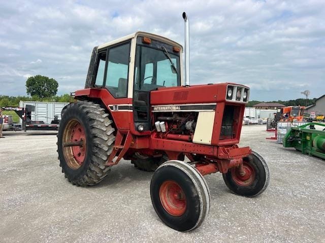 International Harvester 1086 Equipment Image0