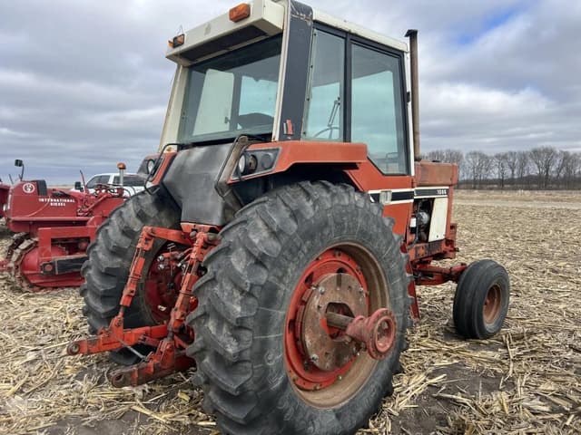 Image of International Harvester 1086 equipment image 2