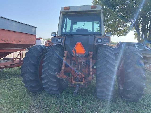 Image of International Harvester 1086 equipment image 2