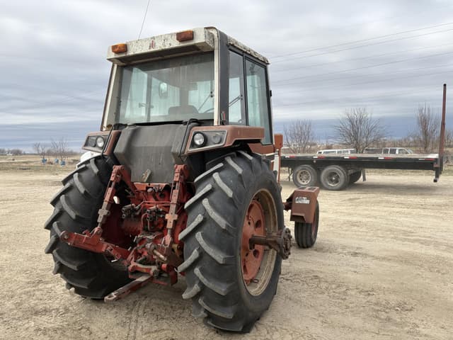 Image of International Harvester 1086 equipment image 4