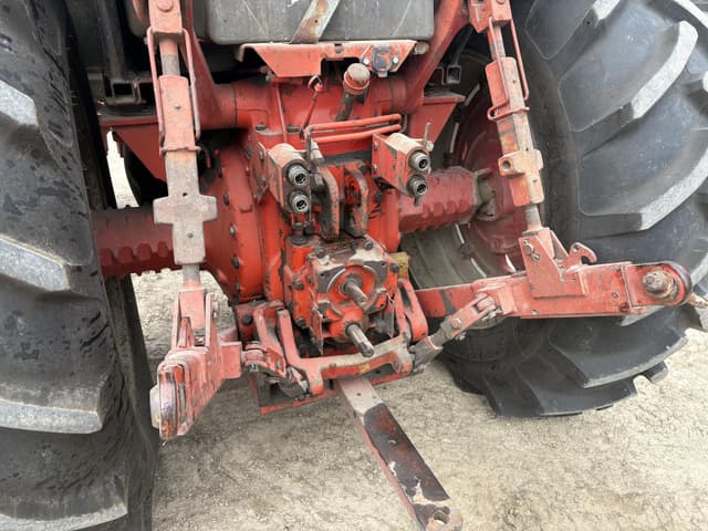 Image of International Harvester 1086 equipment image 3
