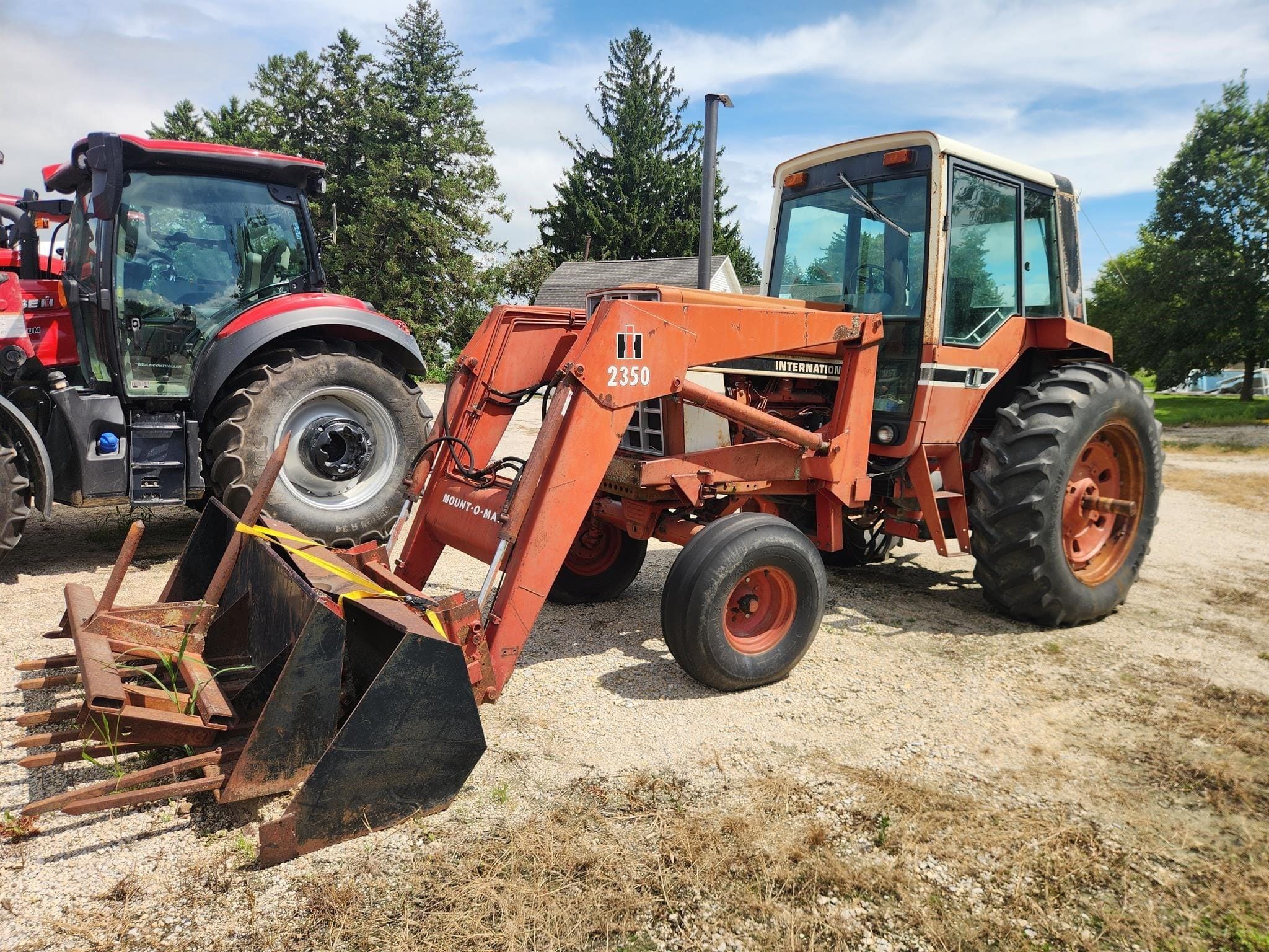 International Harvester 1086 Equipment Image0