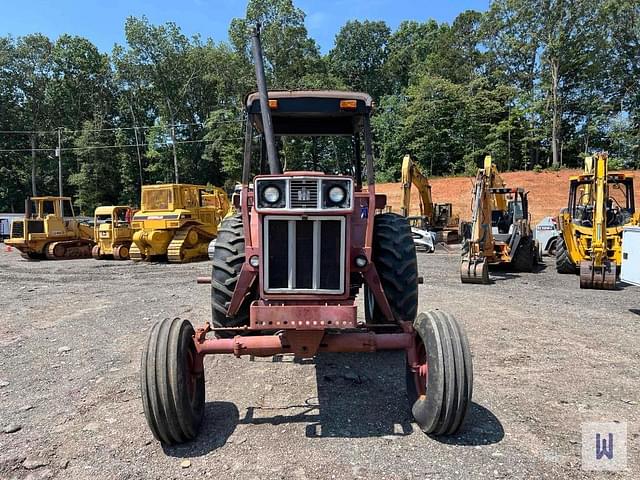 Image of International Harvester 1086 equipment image 2