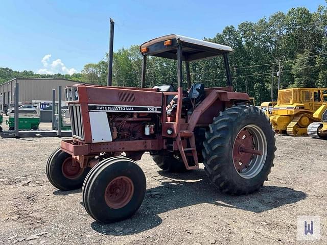 Image of International Harvester 1086 equipment image 1