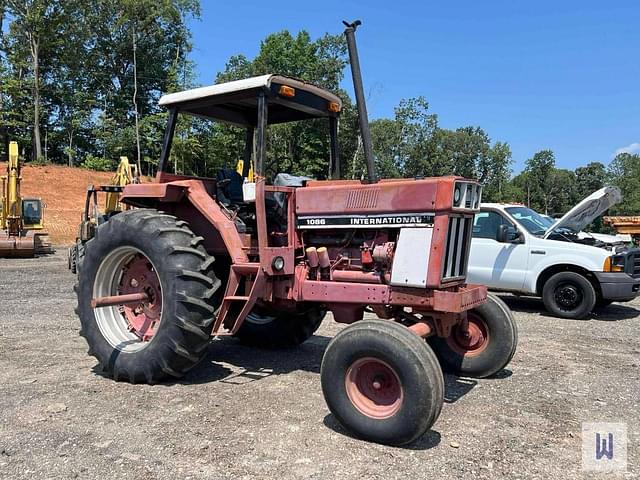 Image of International Harvester 1086 equipment image 3