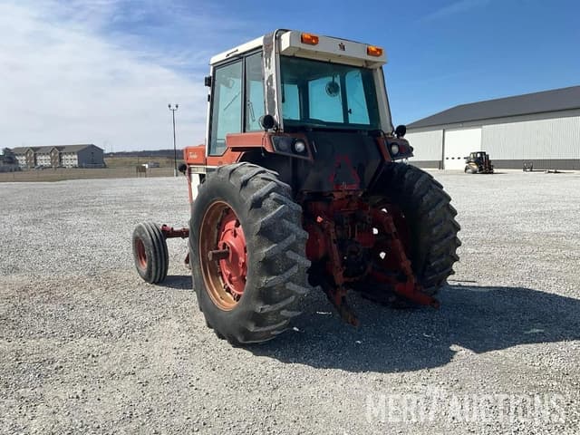 Image of International Harvester 1086 equipment image 2