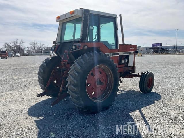 Image of International Harvester 1086 equipment image 4