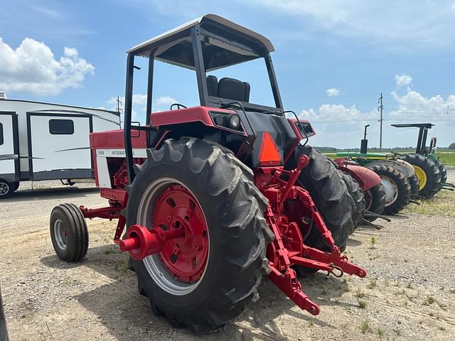 Image of International Harvester 1086 equipment image 3