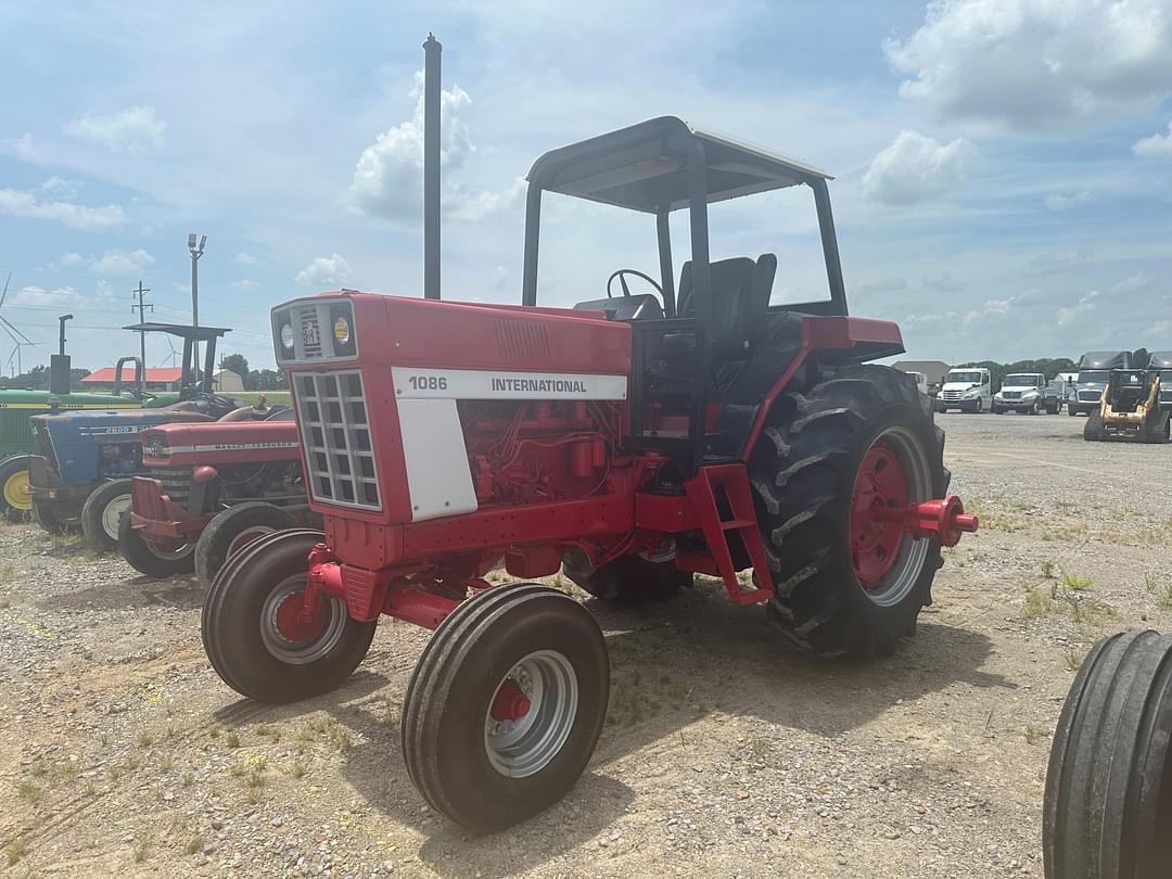 Image of International Harvester 1086 Primary image