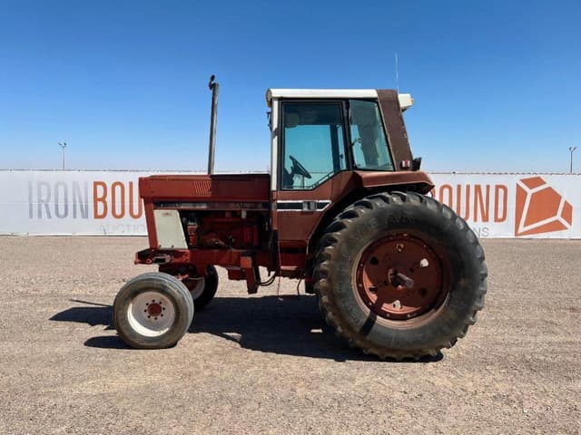 Image of International Harvester 1086 equipment image 1