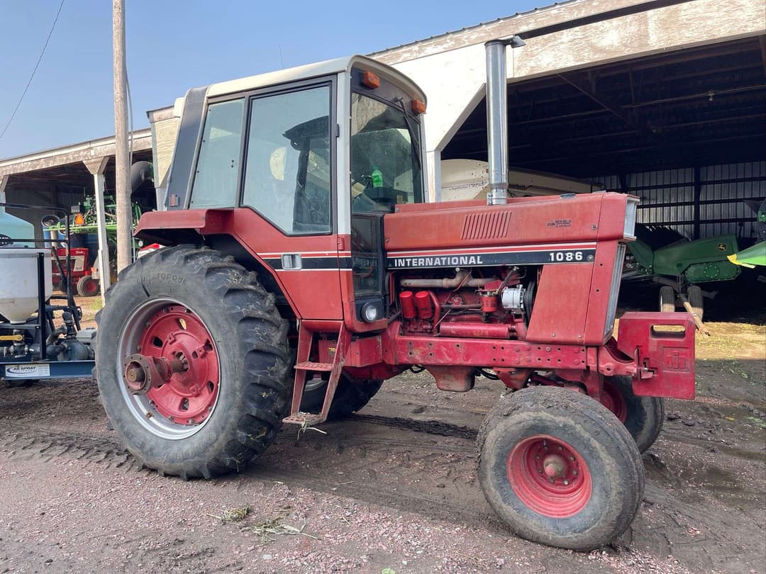 Image of International Harvester 1086 Primary image