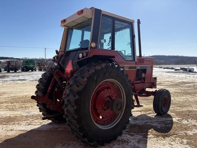 Image of International Harvester 1086 equipment image 4